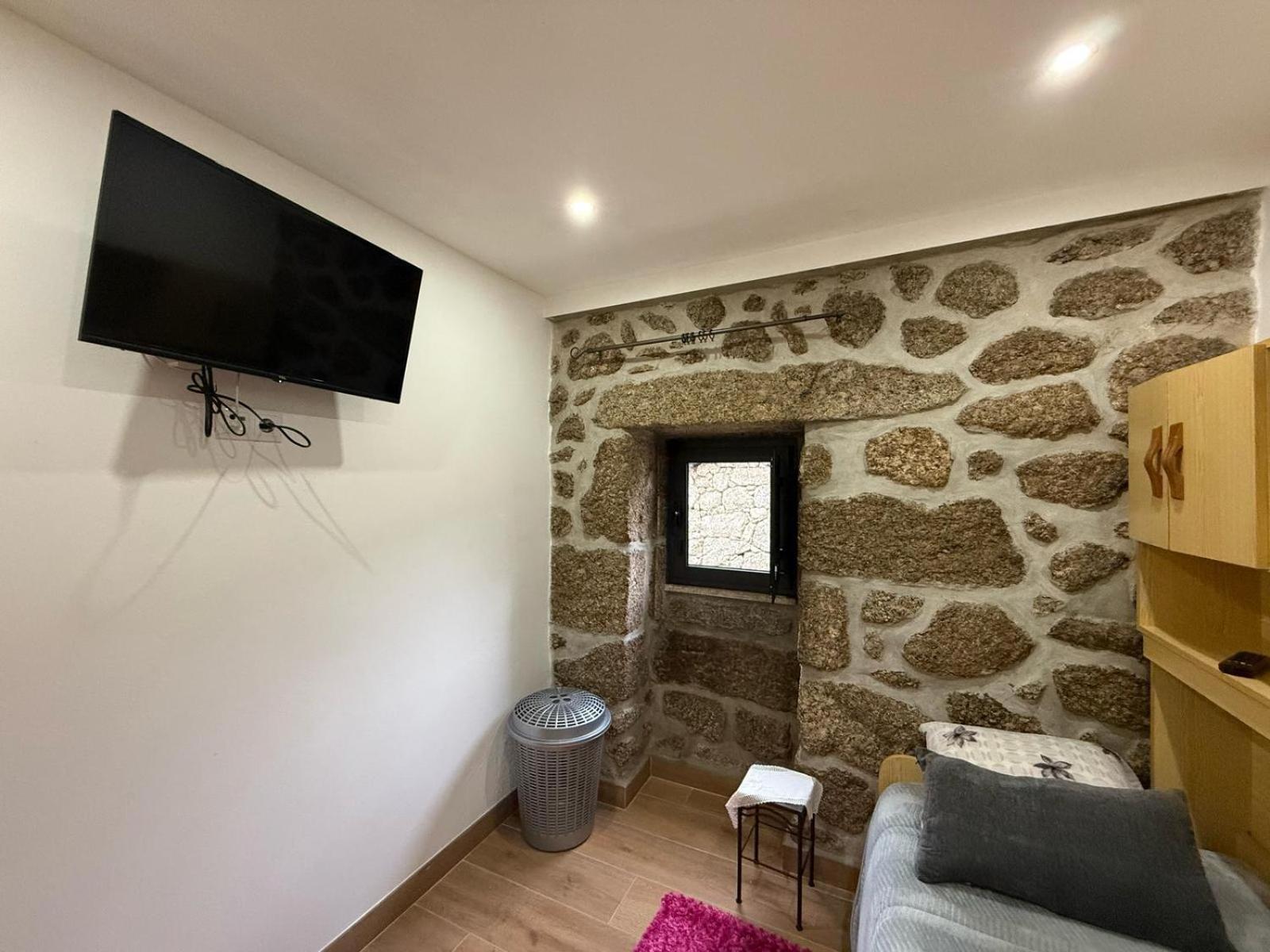 Casa Carlinhos Da Carreira *