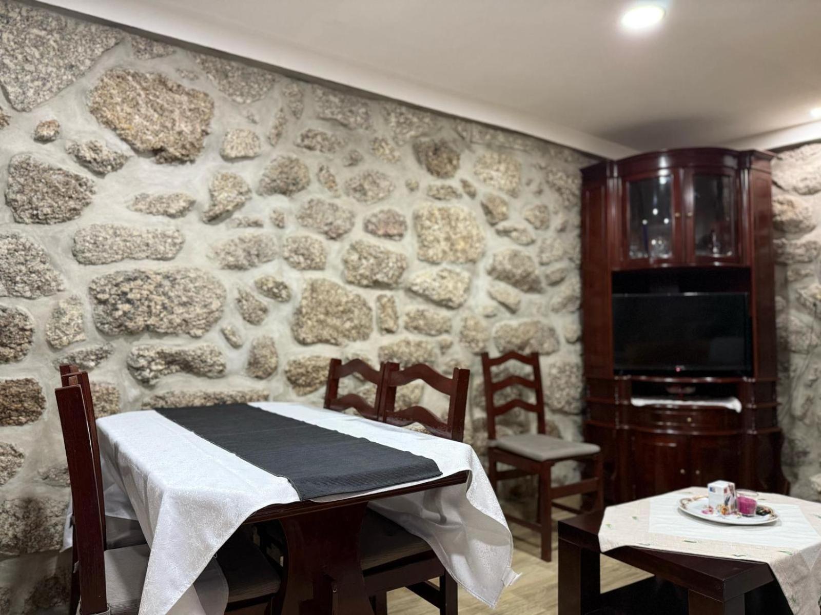 Casa Carlinhos Da Carreira *